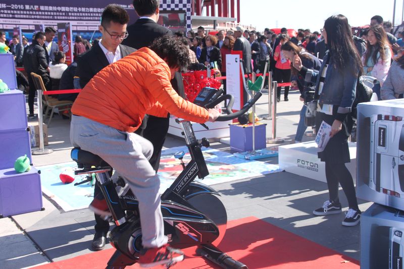 現(xiàn)場體驗活動人氣爆滿 