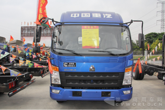 用車用好車 三年就換車 這個康明斯用戶為何這么牛？2240.png