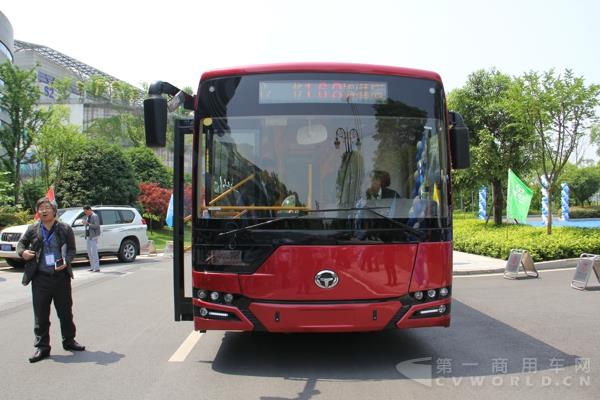 恒瑞系列插電式混合動力客車試乘 (2).jpg 恒瑞系列插電式混合動力客車試乘 (2).jpg