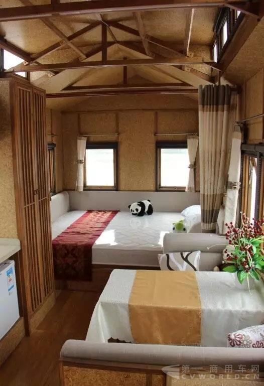 全球首款竹鋼營地房車在中通下線，快來看看長啥樣？2.webp.jpg