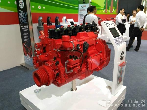 康明斯B6.7G天然氣發(fā)動(dòng)機(jī).jpg