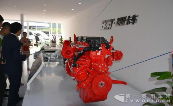 劇透最后一波！福田康明斯兩款動力產(chǎn)品搶灘上海車展799.png