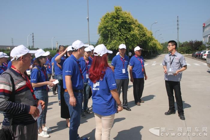 圖雅諾車主參觀福田康明斯發(fā)動機(jī)工廠（0）.jpg