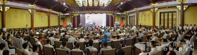 大運(yùn)重卡2017康明斯動(dòng)力新品發(fā)布會(huì)隆重召開7.jpg