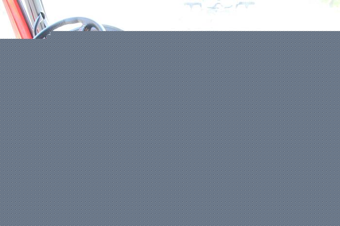 陜汽X3000康明斯財(cái)富版牽引車內(nèi)飾.jpg 拷貝.jpg