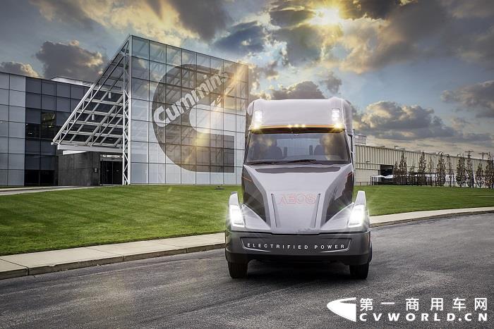 康明斯第一輛電動卡車概念車AEOS，康明斯電動動力總成安裝在車上.JPG
