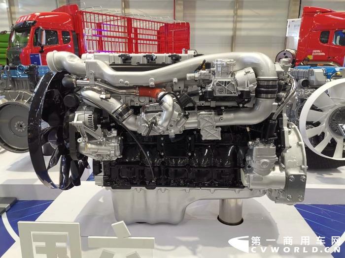 【第一商用車網(wǎng) 原創(chuàng)】盡管12月銷量受到車用LNG價格的大幅上漲而遭遇了大幅下滑，但2020年全年的天然氣重卡市場依然達(dá)到了一個14萬輛的新高度，再一次刷新了全球紀(jì)錄。2020年，為天然氣重卡配套的燃?xì)獍l(fā)動機(jī)市場，又有什么新變化呢？