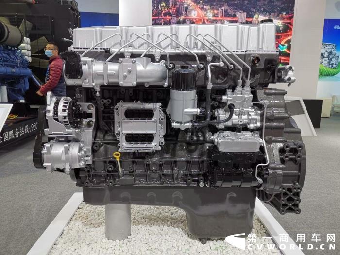 玉柴YCK11-60系列柴油發(fā)動機(jī)2.jpg