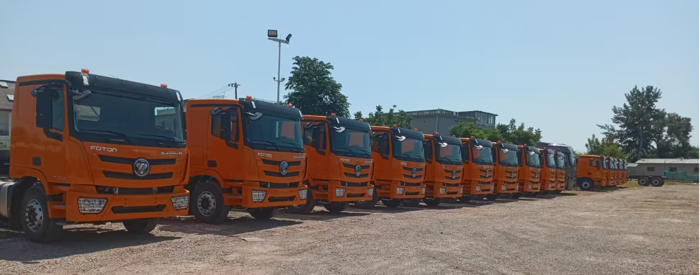 北汽福田150臺AUMAN R牽引車交付加納戰(zhàn)略客戶3.png