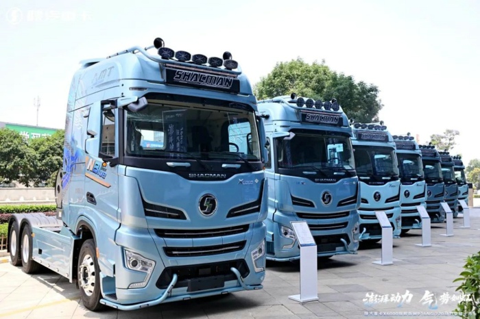 陜汽X6000旗艦版16NG 牽引車.jpg