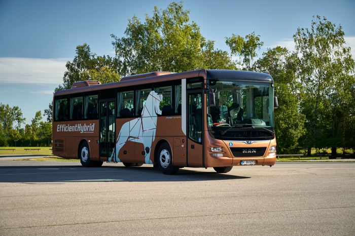 6. MAN Lion's Intercity EfficientHybrid.jpg