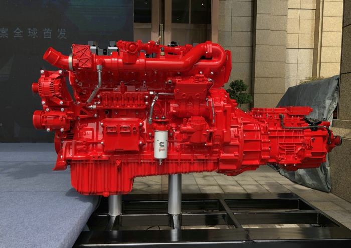康明斯15L氣體機(jī)1.jpg