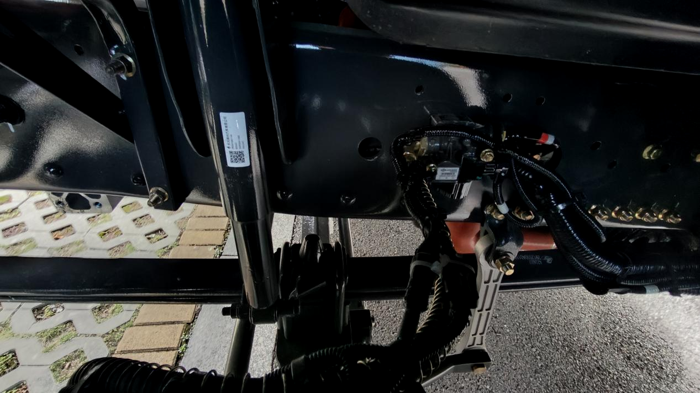 乘龍H7 Pro LNG牽引車2.png