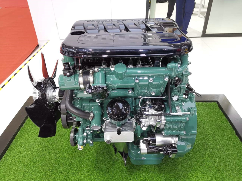 解放動力CA4DB1-14E68發(fā)動機(jī)