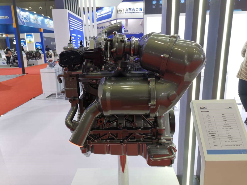 蜂巢動力HY4D24柴油機(jī)，排量2370ml