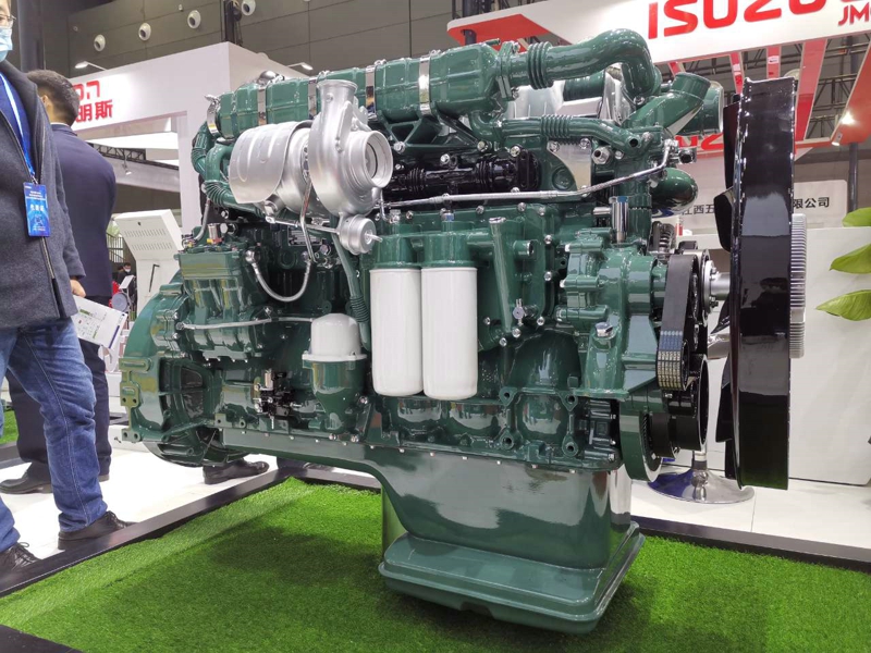 解放動力CA6SM4-51E61N燃?xì)鈾C(jī)