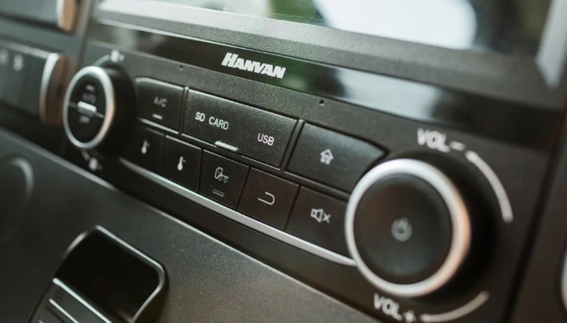 徐工漢風(fēng)P9內(nèi)飾，豪華舒適，人性化設(shè)計很貼心